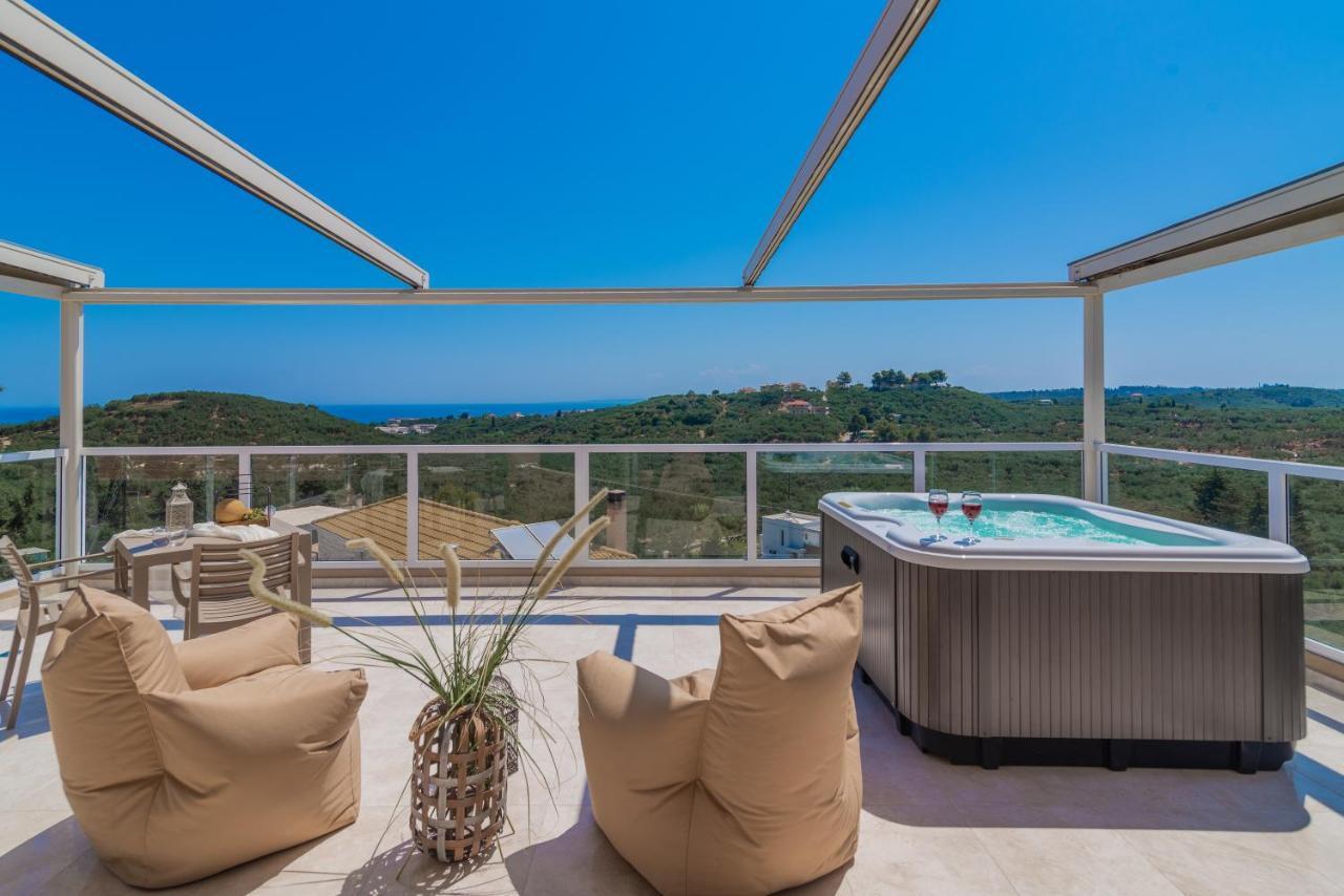 Spartakos Luxury 3 Vilă Plános