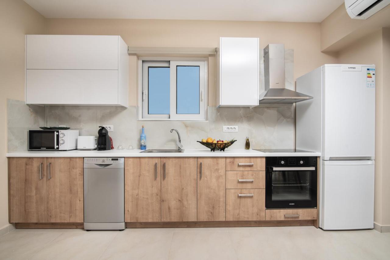 Spartakos Luxury 3 Vilă Plános